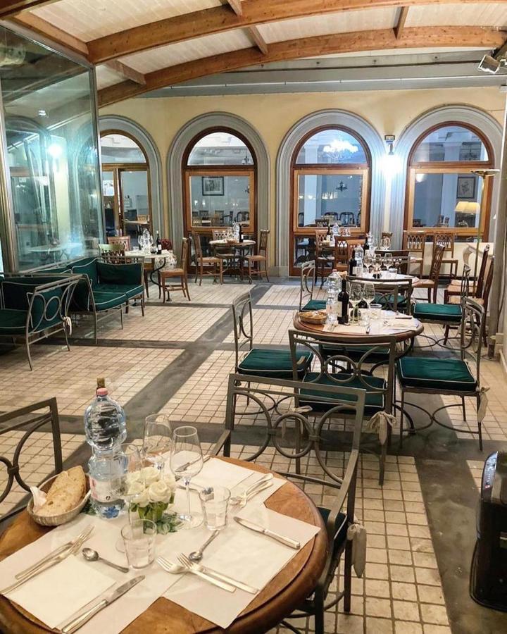 Hotel Corallo Монтекатини-Терме Экстерьер фото