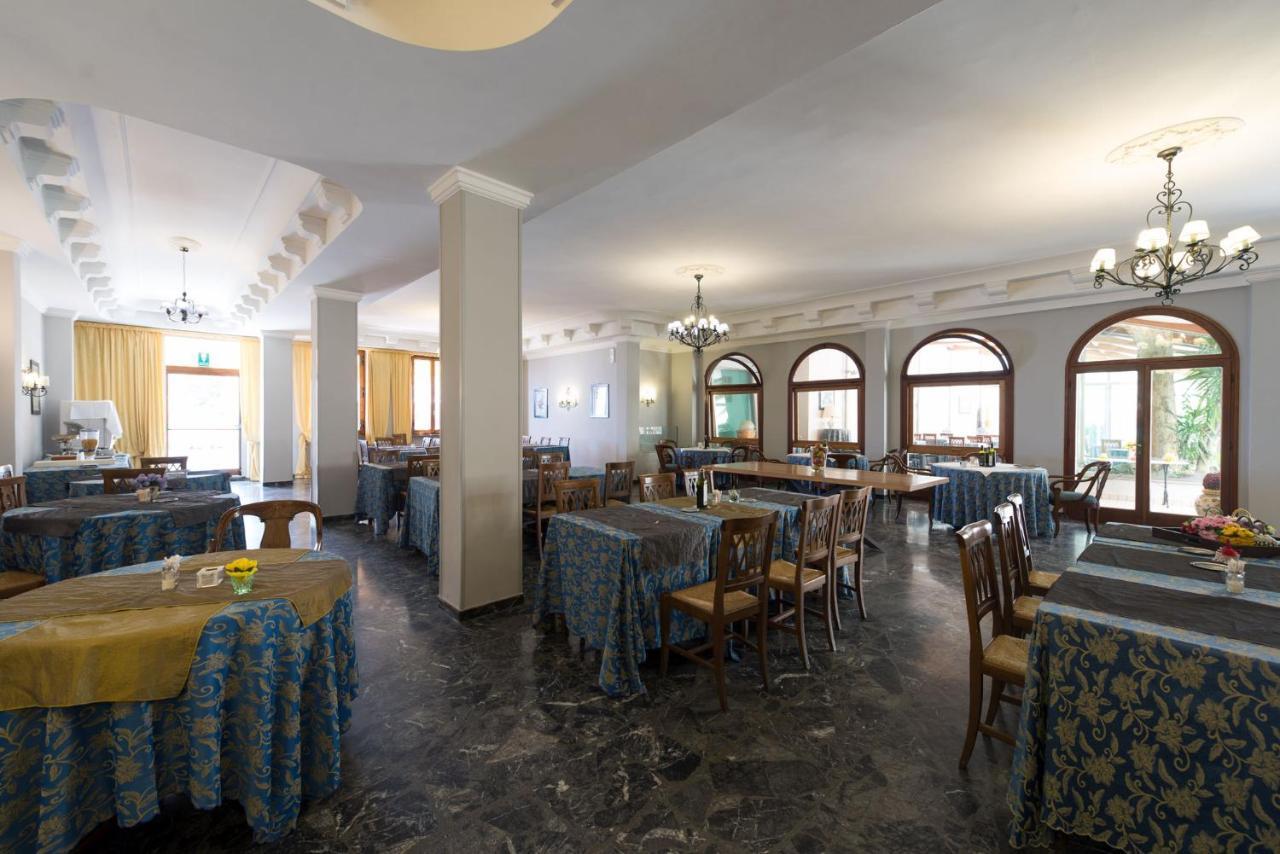 Hotel Corallo Монтекатини-Терме Экстерьер фото
