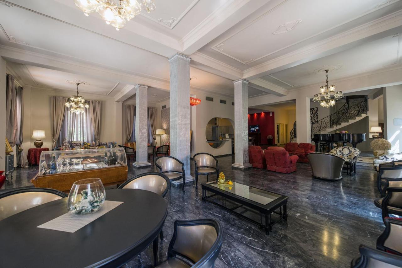 Hotel Corallo Монтекатини-Терме Экстерьер фото